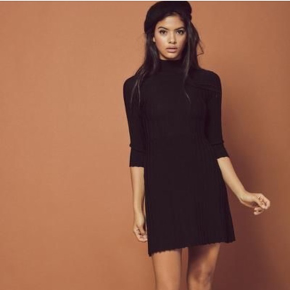 FOR LOVE AND LEMONS X KNITZ SIMONE BLACK DRESS - Picture 2 of 3